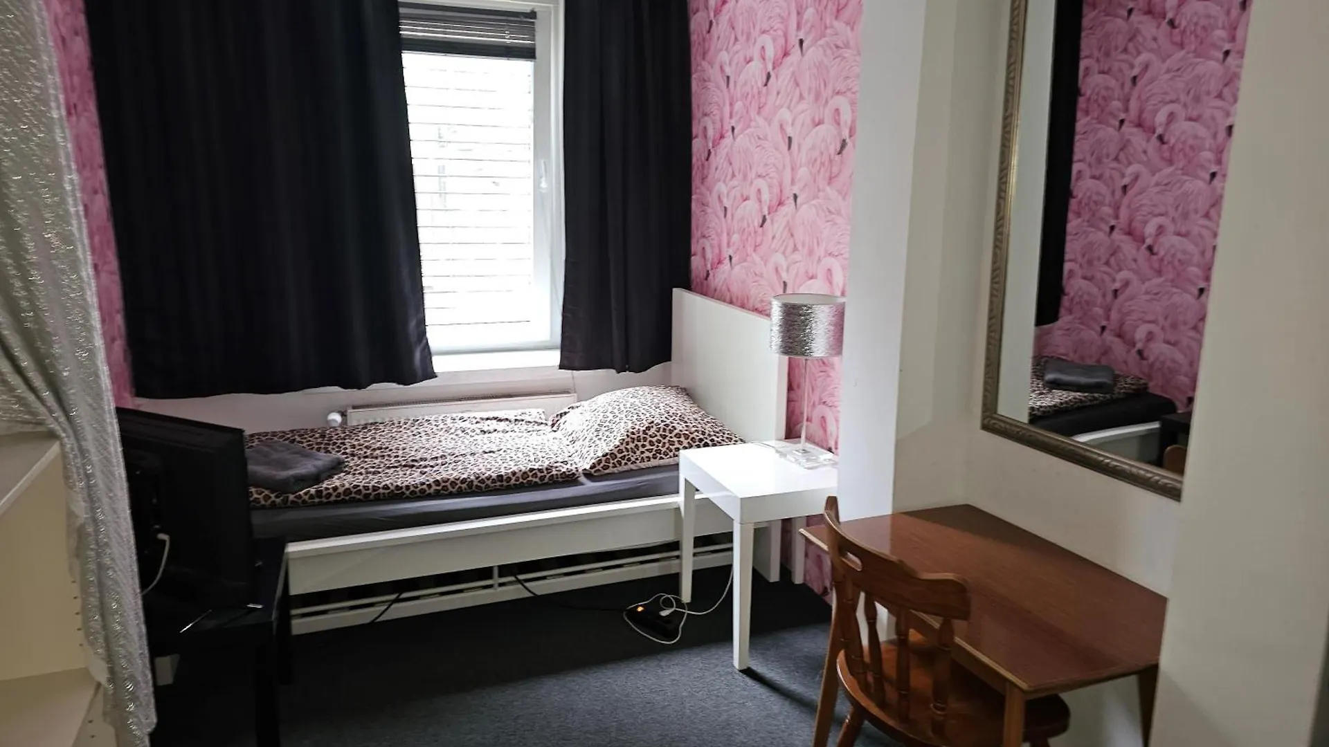 Paulibude Hamburgo Hostal